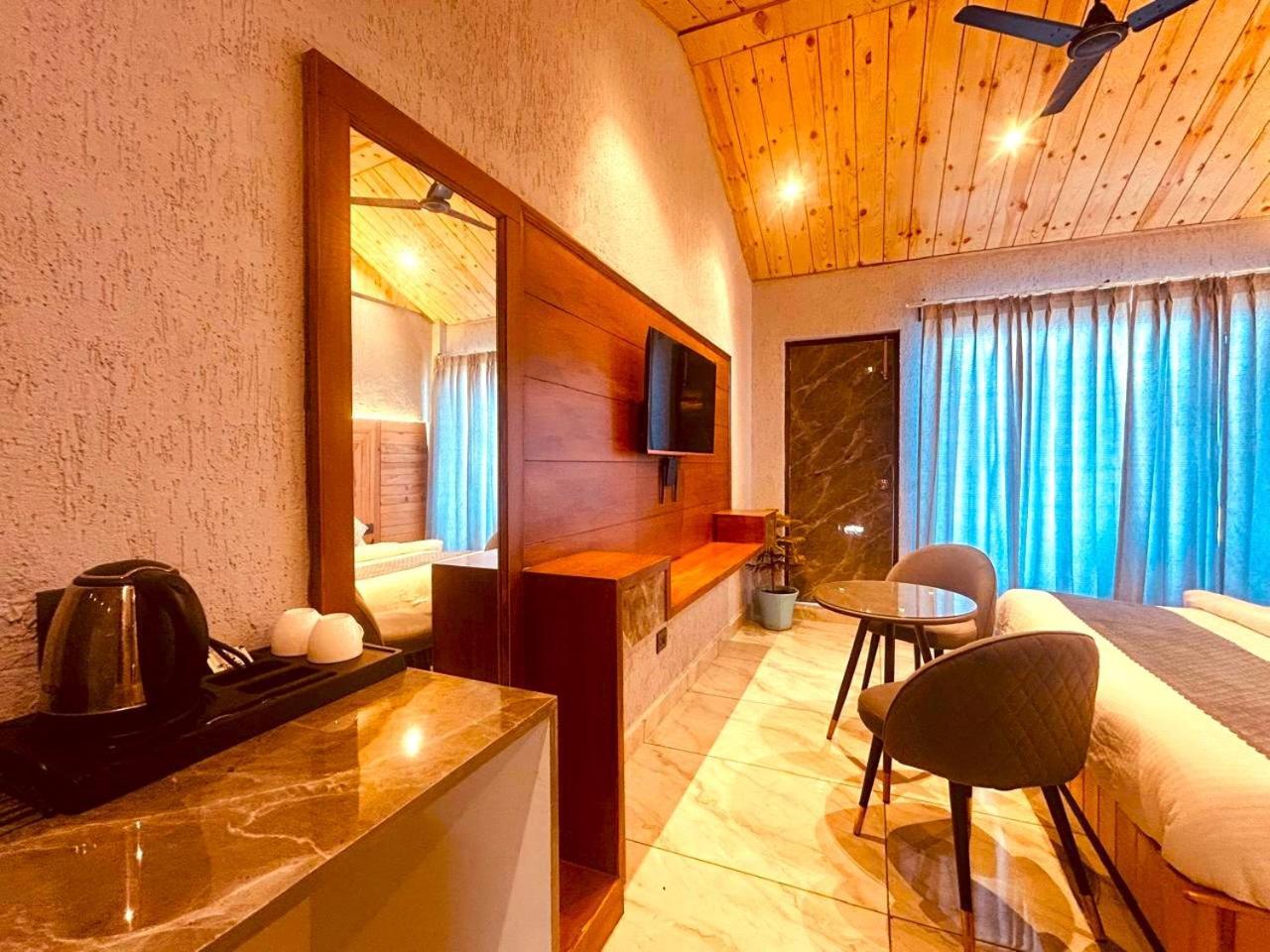 Living On The Edge A Luxury Stay Mussoorie Exterior photo